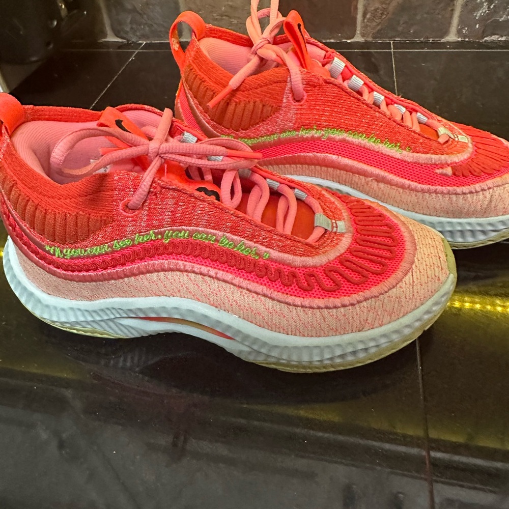 Nike cosmic unity 3 premium basketball shoes